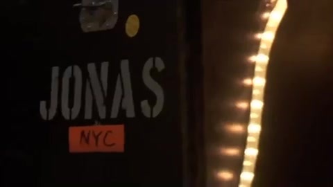 Demi Lovato & Jonas Brothers - Behind The Scenes (2010 Walmart Soundcheck).mp4 0038