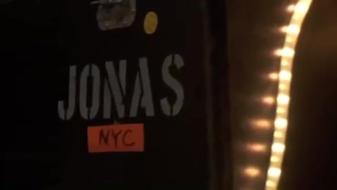 Demi Lovato & Jonas Brothers - Behind The Scenes (2010 Walmart Soundcheck).mp4 0084