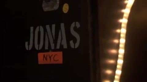 Demi Lovato & Jonas Brothers - Behind The Scenes (2010 Walmart Soundcheck).mp4 0132 - Demilush And Jonas Brothers - Behind The Scenes 2010 Walmart Soundchek Part oo1