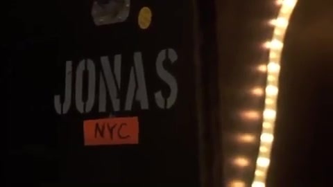 Demi Lovato & Jonas Brothers - Behind The Scenes (2010 Walmart Soundcheck).mp4 0154