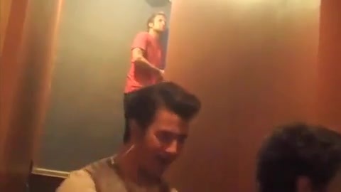 Demi Lovato & Jonas Brothers - Behind The Scenes (2010 Walmart Soundcheck).mp4 1187