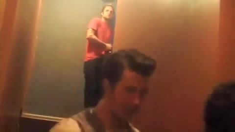 Demi Lovato & Jonas Brothers - Behind The Scenes (2010 Walmart Soundcheck).mp4 1207