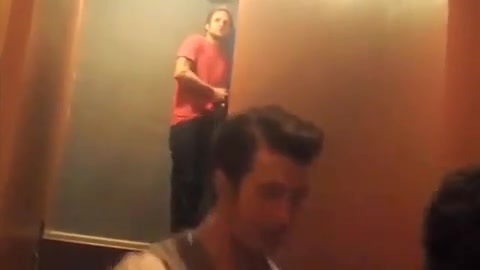Demi Lovato & Jonas Brothers - Behind The Scenes (2010 Walmart Soundcheck).mp4 1212