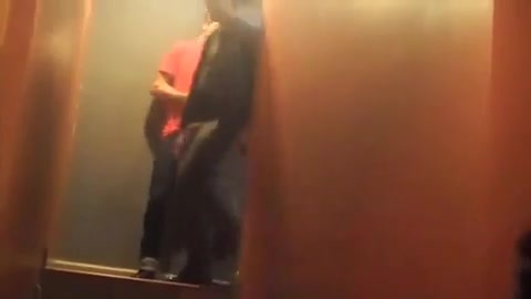 Demi Lovato & Jonas Brothers - Behind The Scenes (2010 Walmart Soundcheck).mp4 1293
