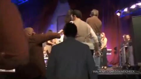 Demi Lovato & Jonas Brothers - Behind The Scenes (2010 Walmart Soundcheck).mp4 2117 - Demilush And Jonas Brothers - Behind The Scenes 2010 Walmart Soundchek Part oo5