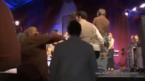 Demi Lovato & Jonas Brothers - Behind The Scenes (2010 Walmart Soundcheck).mp4 2133 - Demilush And Jonas Brothers - Behind The Scenes 2010 Walmart Soundchek Part oo5