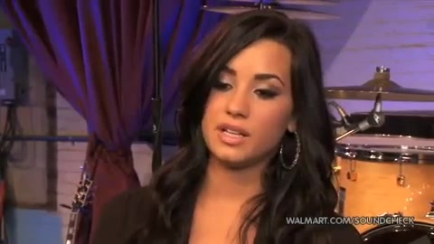 Demi Lovato & Jonas Brothers - Behind The Scenes (2010 Walmart Soundcheck).mp4 2658 - Demilush And Jonas Brothers - Behind The Scenes 2010 Walmart Soundchek Part oo6