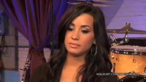 Demi Lovato & Jonas Brothers - Behind The Scenes (2010 Walmart Soundcheck).mp4 2714 - Demilush And Jonas Brothers - Behind The Scenes 2010 Walmart Soundchek Part oo6