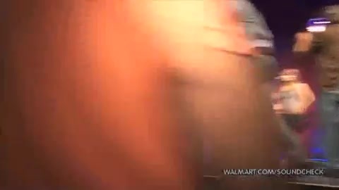 Demi Lovato & Jonas Brothers - Behind The Scenes (2010 Walmart Soundcheck).mp4 2374