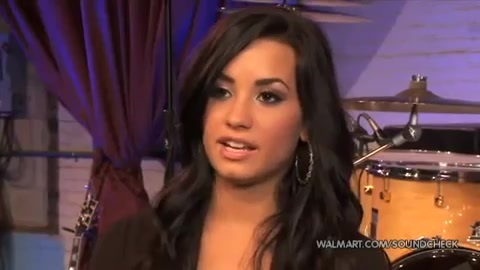 Demi Lovato & Jonas Brothers - Behind The Scenes (2010 Walmart Soundcheck).mp4 2808 - Demilush And Jonas Brothers - Behind The Scenes 2010 Walmart Soundchek Part oo6