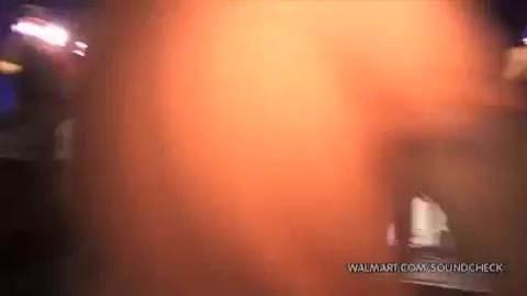 Demi Lovato & Jonas Brothers - Behind The Scenes (2010 Walmart Soundcheck).mp4 2388