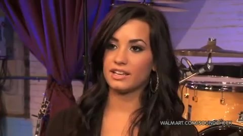 Demi Lovato & Jonas Brothers - Behind The Scenes (2010 Walmart Soundcheck).mp4 2817 - Demilush And Jonas Brothers - Behind The Scenes 2010 Walmart Soundchek Part oo6