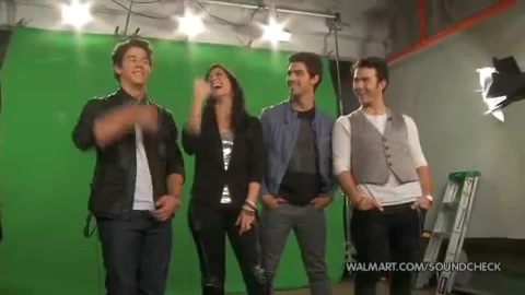 Demi Lovato & Jonas Brothers - Behind The Scenes (2010 Walmart Soundcheck).mp4 3501 - Demilush And Jonas Brothers - Behind The Scenes 2010 Walmart Soundchek Part oo8