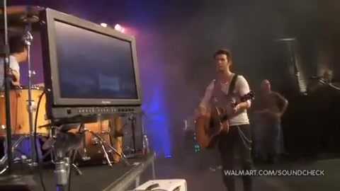 Demi Lovato & Jonas Brothers - Behind The Scenes (2010 Walmart Soundcheck).mp4 4014 - Demilush And Jonas Brothers - Behind The Scenes 2010 Walmart Soundchek Part oo9