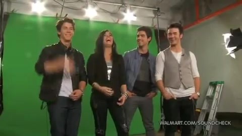 Demi Lovato & Jonas Brothers - Behind The Scenes (2010 Walmart Soundcheck).mp4 3608 - Demilush And Jonas Brothers - Behind The Scenes 2010 Walmart Soundchek Part oo8