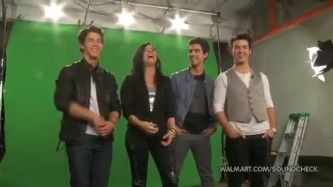 Demi Lovato & Jonas Brothers - Behind The Scenes (2010 Walmart Soundcheck).mp4 3619 Demi Lovato & Jonas Brothers - Behind The Scenes (2010 Walmart Soundcheck).mp4 3619