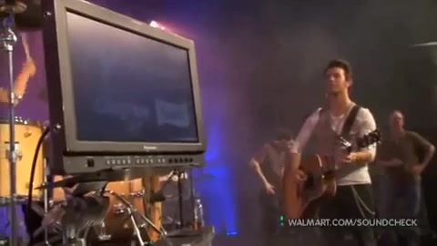 Demi Lovato & Jonas Brothers - Behind The Scenes (2010 Walmart Soundcheck).mp4 3775