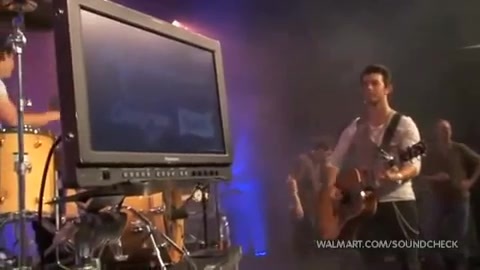 Demi Lovato & Jonas Brothers - Behind The Scenes (2010 Walmart Soundcheck).mp4 3818