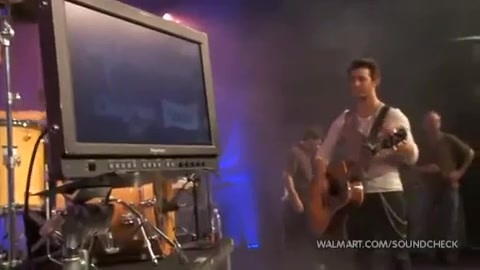 Demi Lovato & Jonas Brothers - Behind The Scenes (2010 Walmart Soundcheck).mp4 3869