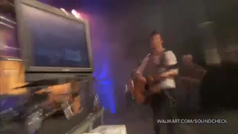 Demi Lovato & Jonas Brothers - Behind The Scenes (2010 Walmart Soundcheck).mp4 3946 Demi Lovato & Jonas Brothers - Behind The Scenes (2010 Walmart Soundcheck).mp4 3946