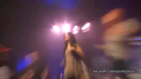 Demi Lovato & Jonas Brothers - Behind The Scenes (2010 Walmart Soundcheck).mp4 4454