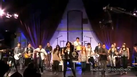 Demi Lovato & Jonas Brothers - Behind The Scenes (2010 Walmart Soundcheck).mp4 5304 - Demilush And Jonas Brothers - Behind The Scenes 2010 Walmart Soundchek Part o11