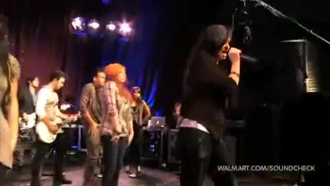 Demi Lovato & Jonas Brothers - Behind The Scenes (2010 Walmart Soundcheck).mp4 5755 - Demilush And Jonas Brothers - Behind The Scenes 2010 Walmart Soundchek Part o12