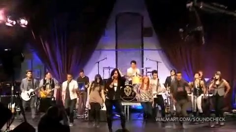 Demi Lovato & Jonas Brothers - Behind The Scenes (2010 Walmart Soundcheck).mp4 5330 - Demilush And Jonas Brothers - Behind The Scenes 2010 Walmart Soundchek Part o11