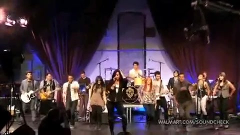Demi Lovato & Jonas Brothers - Behind The Scenes (2010 Walmart Soundcheck).mp4 5331 - Demilush And Jonas Brothers - Behind The Scenes 2010 Walmart Soundchek Part o11