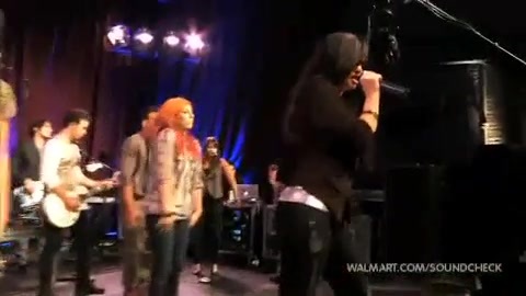 Demi Lovato & Jonas Brothers - Behind The Scenes (2010 Walmart Soundcheck).mp4 5769 - Demilush And Jonas Brothers - Behind The Scenes 2010 Walmart Soundchek Part o12