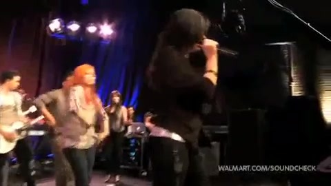 Demi Lovato & Jonas Brothers - Behind The Scenes (2010 Walmart Soundcheck).mp4 5806 - Demilush And Jonas Brothers - Behind The Scenes 2010 Walmart Soundchek Part o12