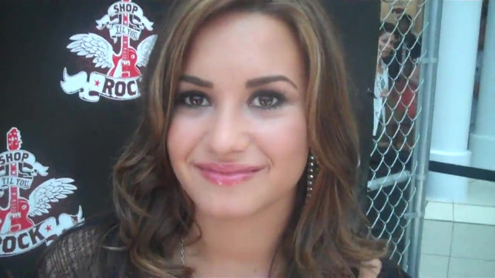 Demi Lovato_ Very Fashionable And  Pretty During An Interview 0065 - Demilush - Very Fashionable And  Pretty During An Interview Part oo1