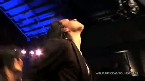 Demi Lovato & Jonas Brothers - Behind The Scenes (2010 Walmart Soundcheck).mp4 5936