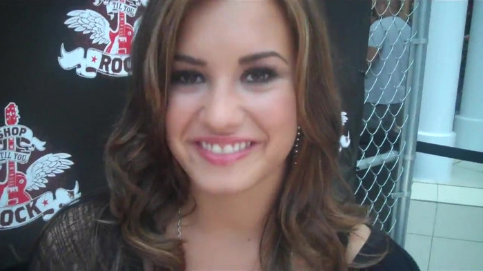 Demi Lovato_ Very Fashionable And  Pretty During An Interview 0211 Demi Lovato_ Very Fashionable And  Pretty During An Interview 0211