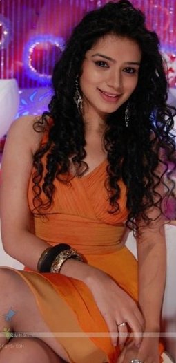 Allesia - zzz-Fanclub Sukirti Kandpal