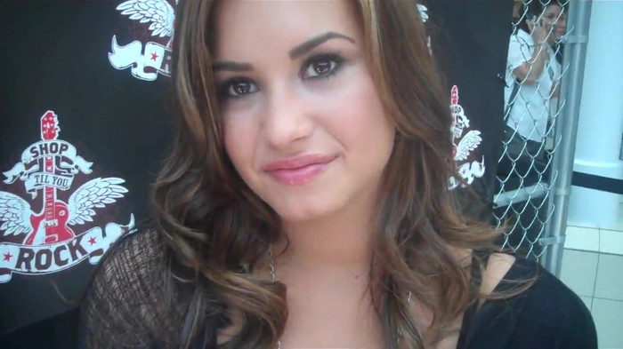 Demi Lovato_ Very Fashionable And  Pretty During An Interview 0438 - Demilush - Very Fashionable And  Pretty During An Interview Part oo1
