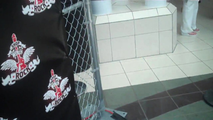 Demi Lovato_ Very Fashionable And  Pretty During An Interview 0888 Demi Lovato_ Very Fashionable And  Pretty During An Interview 0888