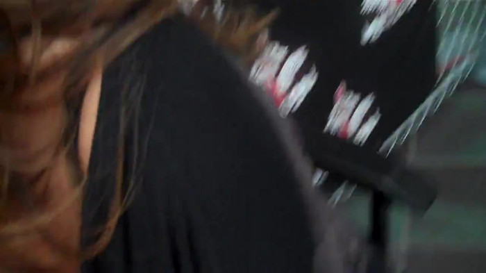 Demi Lovato_ Very Fashionable And  Pretty During An Interview 0934