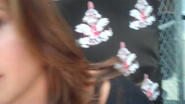 Demi Lovato_ Very Fashionable And  Pretty During An Interview 0961