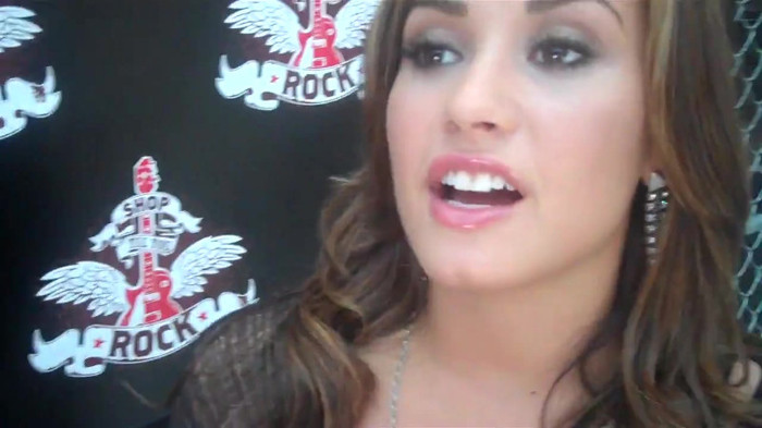 Demi Lovato_ Very Fashionable And  Pretty During An Interview 1000 - Demilush - Very Fashionable And Pretty During An Interview Part oo2