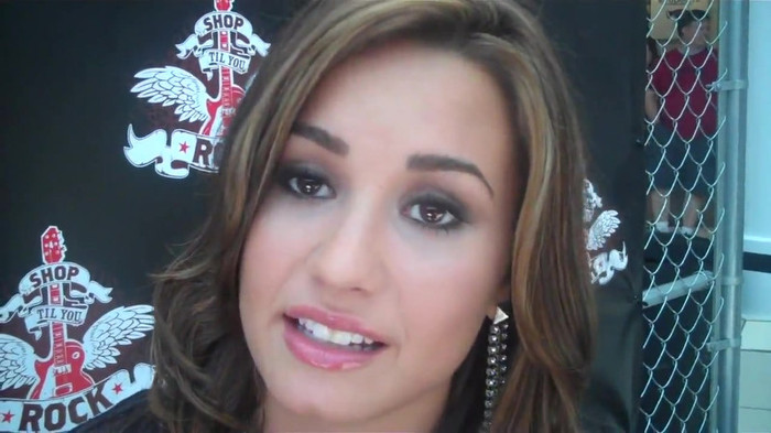 Demi Lovato_ Very Fashionable And  Pretty During An Interview 1223 - Demilush - Very Fashionable And Pretty During An Interview Part oo3