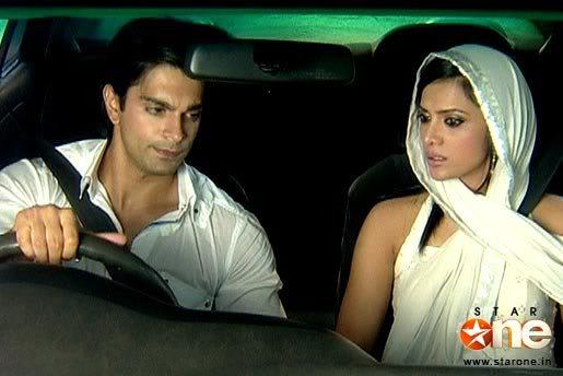 47325_156951447653118_141600485854881_566861_6477152_n - D-Shilpa Anand-D