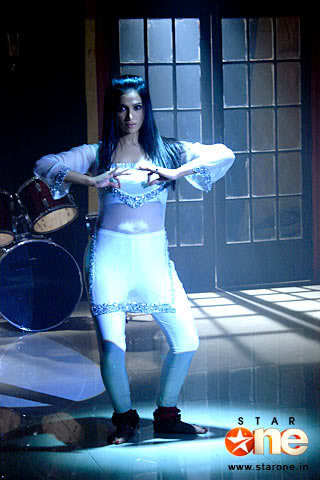 47785_156950060986590_141600485854881_566822_4815324_n - D-Shilpa Anand-D