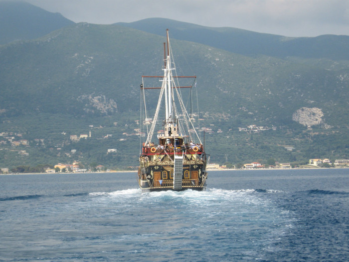 ne urmaresc piratii? - Zakynthos 2012
