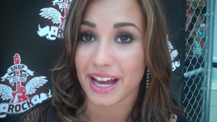 Demi Lovato_ Very Fashionable And  Pretty During An Interview 1359 - Demilush - Very Fashionable And Pretty During An Interview Part oo3