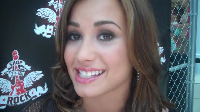 Demi Lovato_ Very Fashionable And  Pretty During An Interview 1369 - Demilush - Very Fashionable And Pretty During An Interview Part oo3