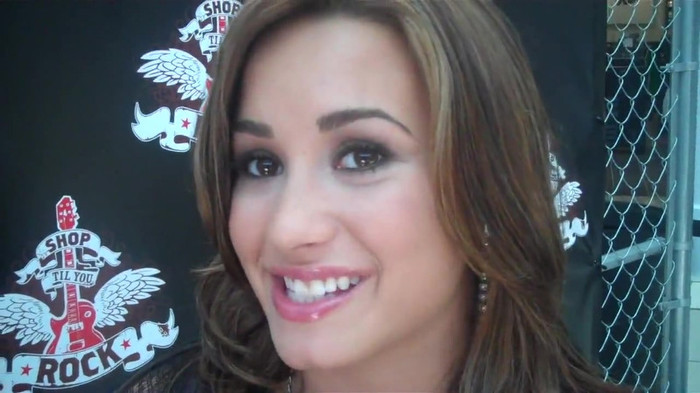 Demi Lovato_ Very Fashionable And  Pretty During An Interview 1415 - Demilush - Very Fashionable And Pretty During An Interview Part oo3