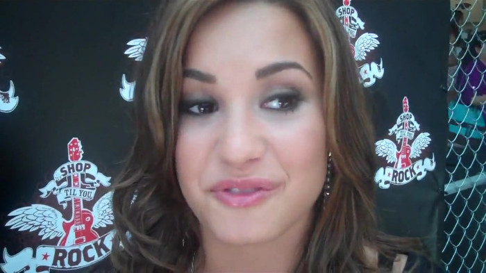 Demi Lovato_ Very Fashionable And  Pretty During An Interview 1587 - Demilush - Very Fashionable And Pretty During An Interview Part oo4