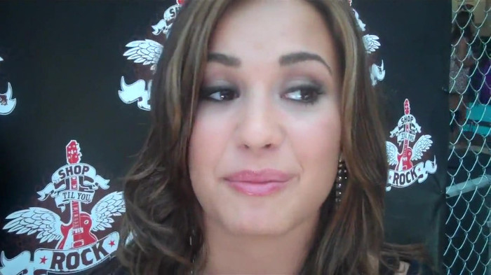 Demi Lovato_ Very Fashionable And  Pretty During An Interview 1599 - Demilush - Very Fashionable And Pretty During An Interview Part oo4