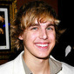 cody-linley-270232l-thumbnail_gallery - Cody Linley